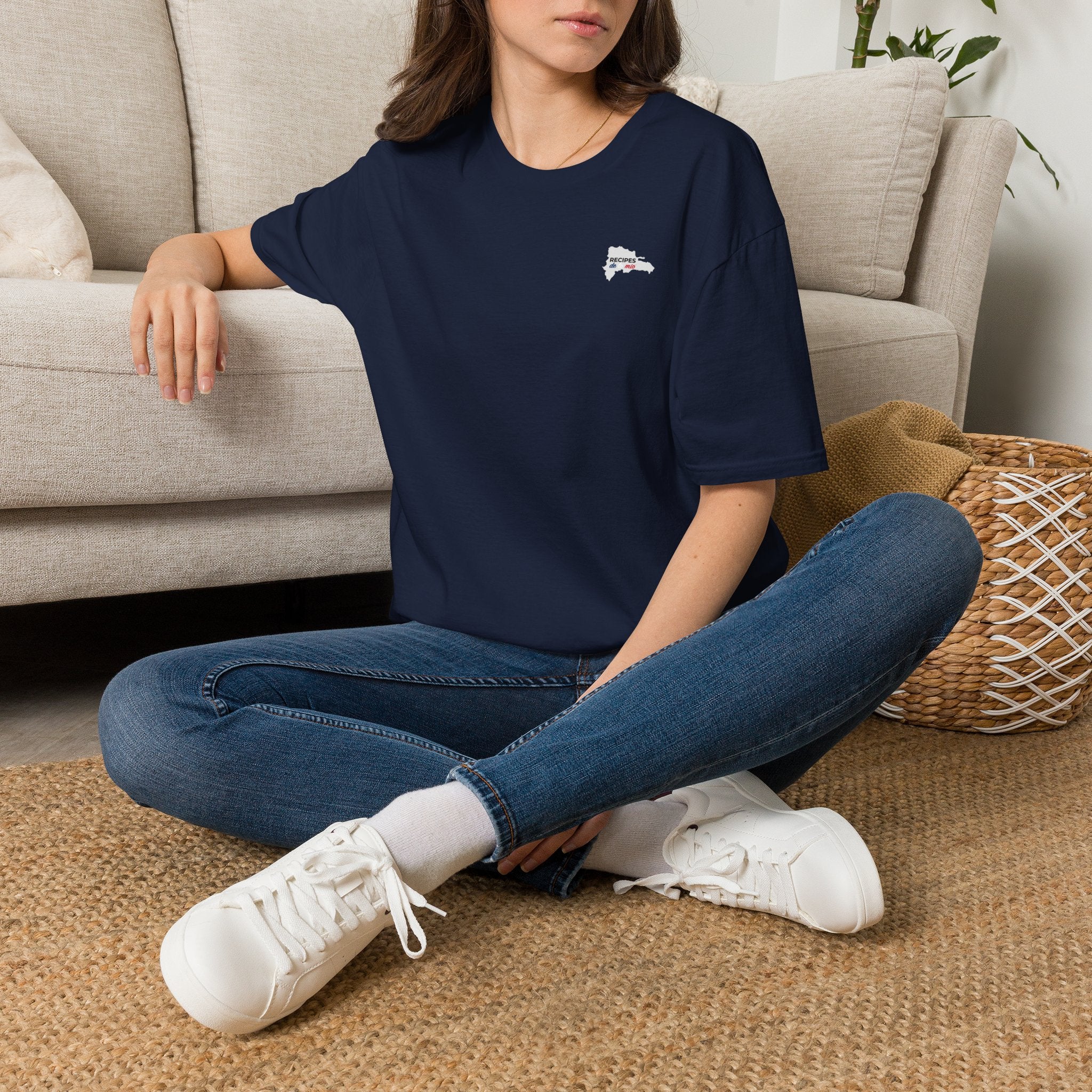 Minimalist 'Modern Home' Chest Logo T‑Shirt