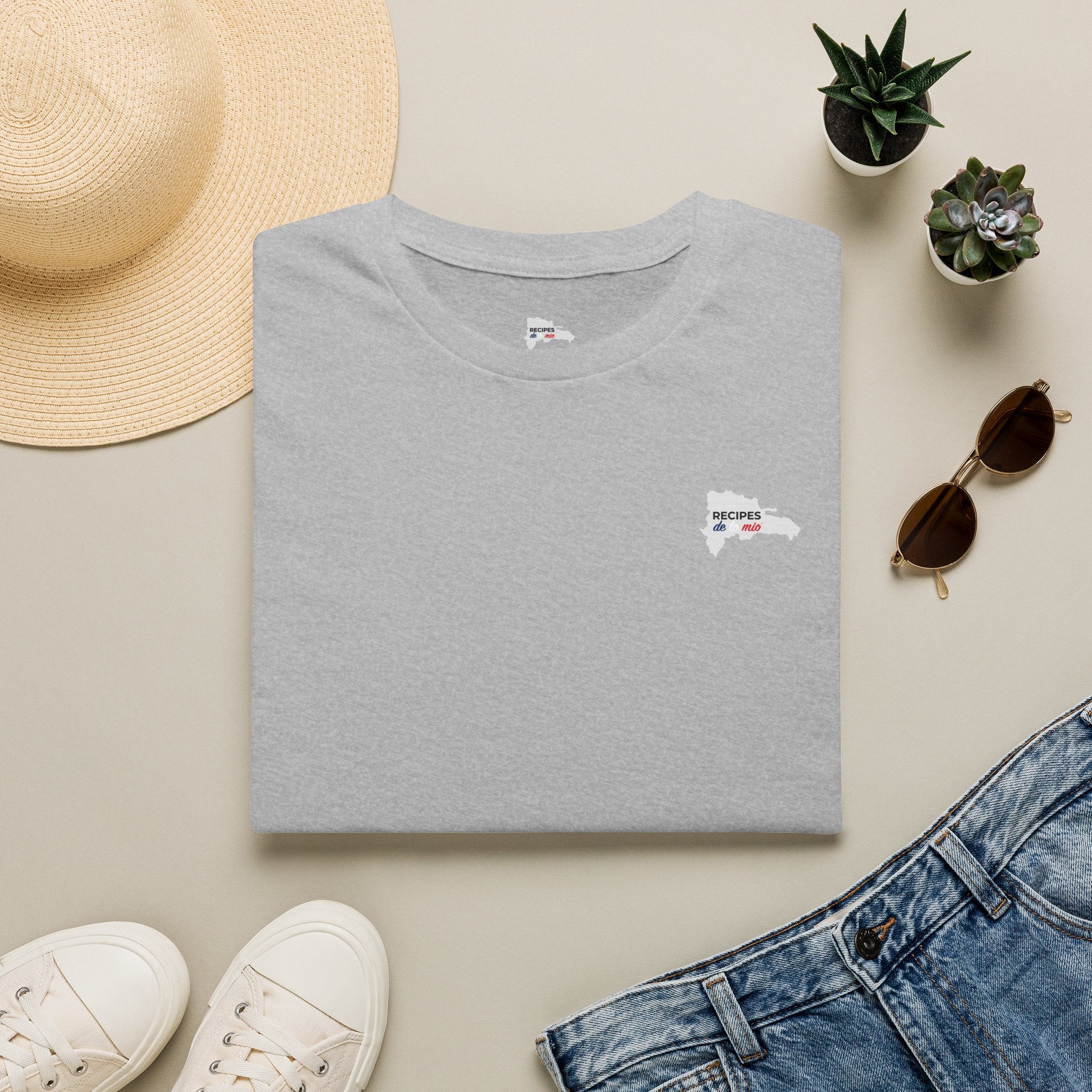 Minimalist 'Modern Home' Chest Logo T‑Shirt